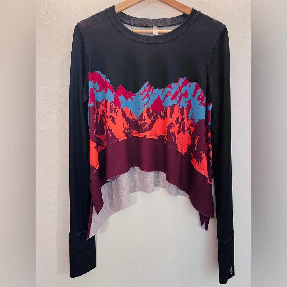 FREE PEOPLE FP Movement Tempo Printed Long Sleeve Tee NEW Size M
